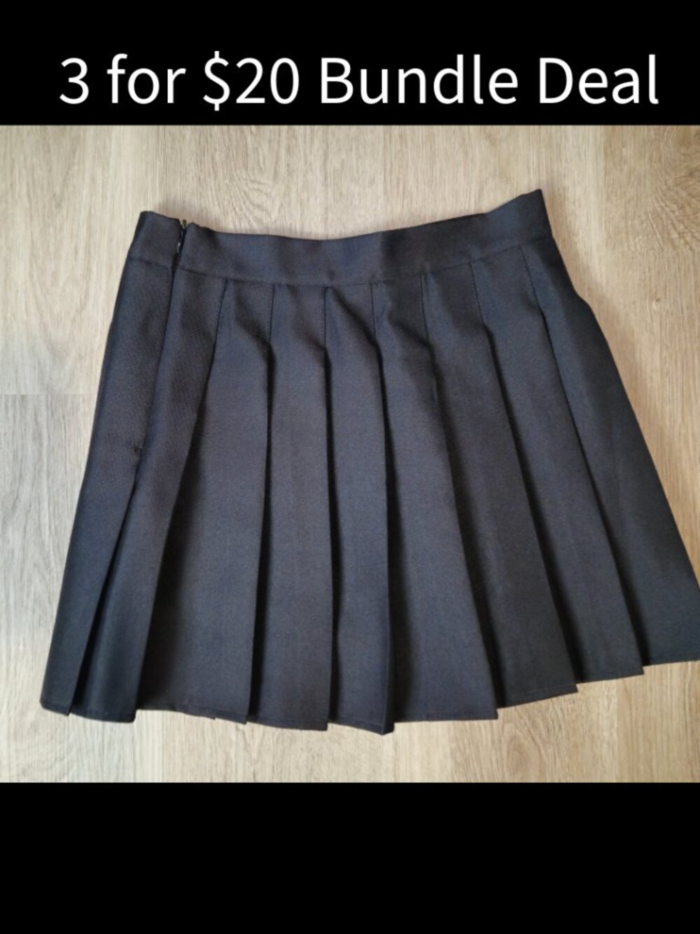 Wildcat Black Pleated Mini Skirt Size Small EUC